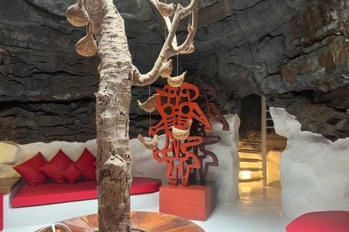 CM-Museo-Skulptur_rot